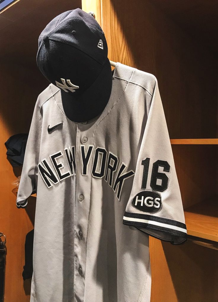 MLB